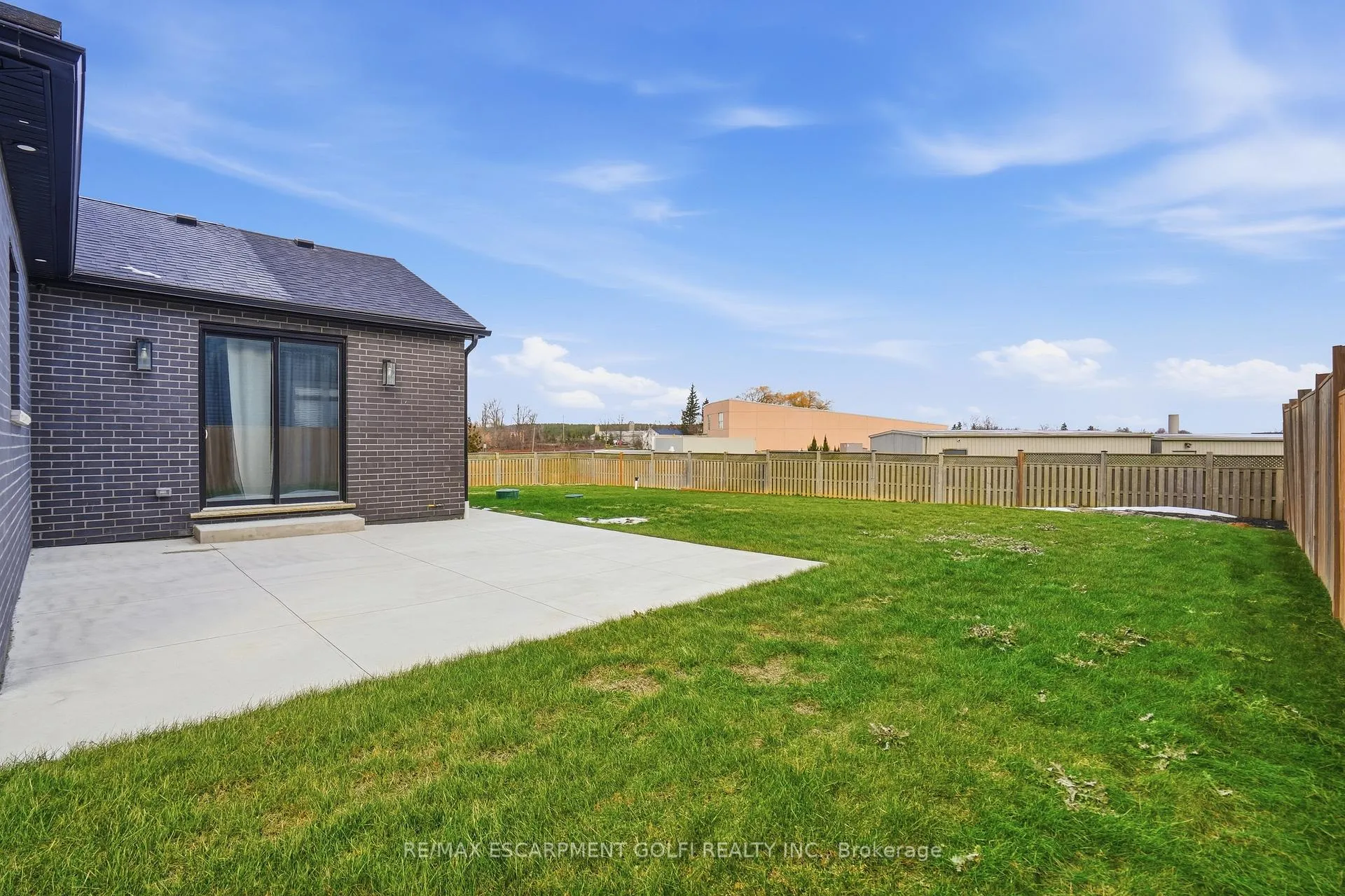 Photo 35 of 21 Haldimand Rd 66, Haldimand — HOMEH