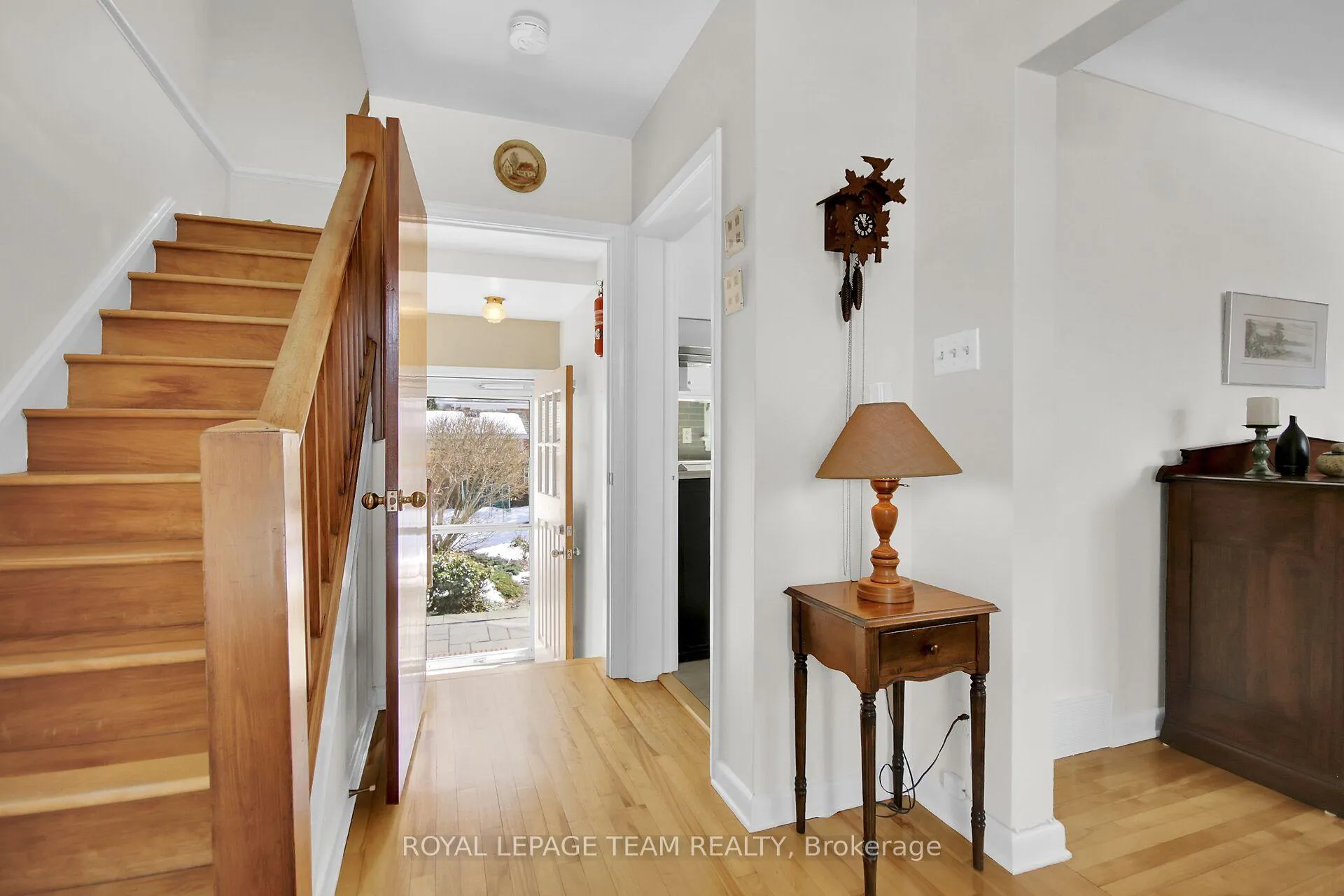 Photo 4 of 1179 Albany Drive, Ottawa, Bel Air Heights — HOMEH
