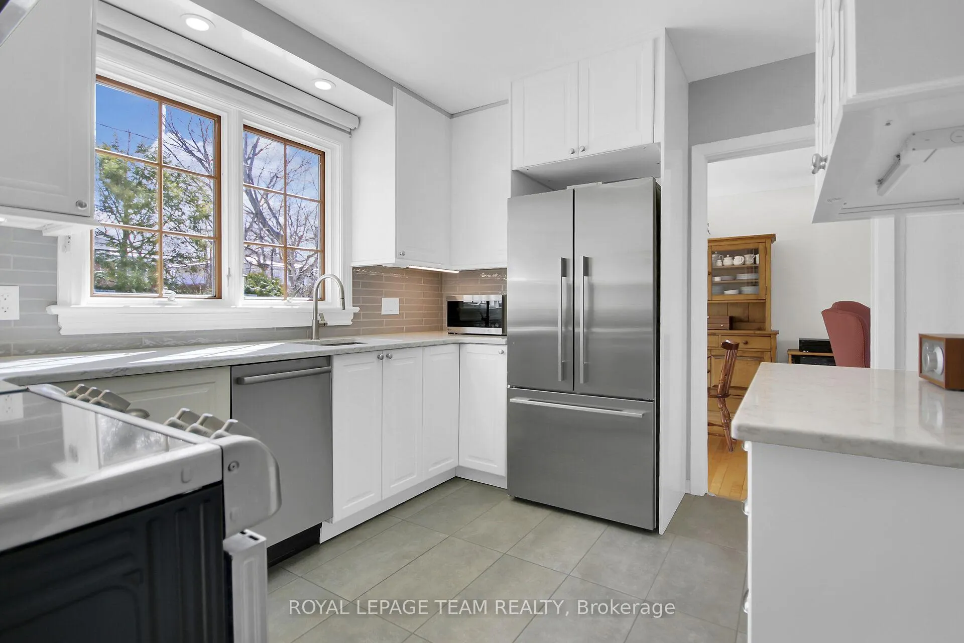 Photo 12 of 1179 Albany Drive, Ottawa, Bel Air Heights — HOMEH