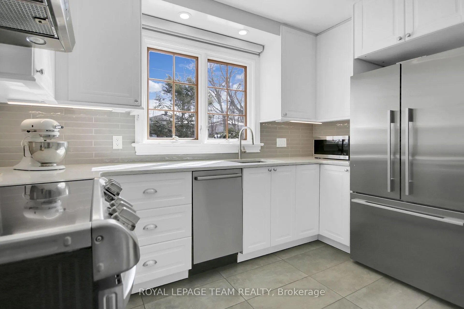 Photo 14 of 1179 Albany Drive, Ottawa, Bel Air Heights — HOMEH