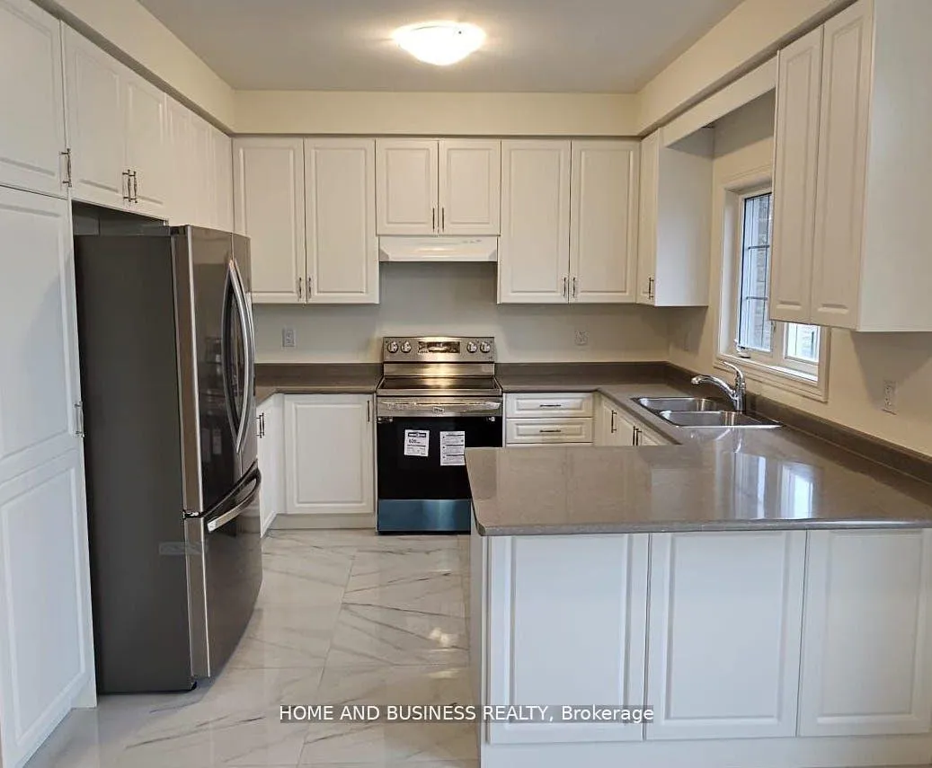Photo 6 of 50 Holcomb Terrace, Hamilton, Waterdown — HOMEH