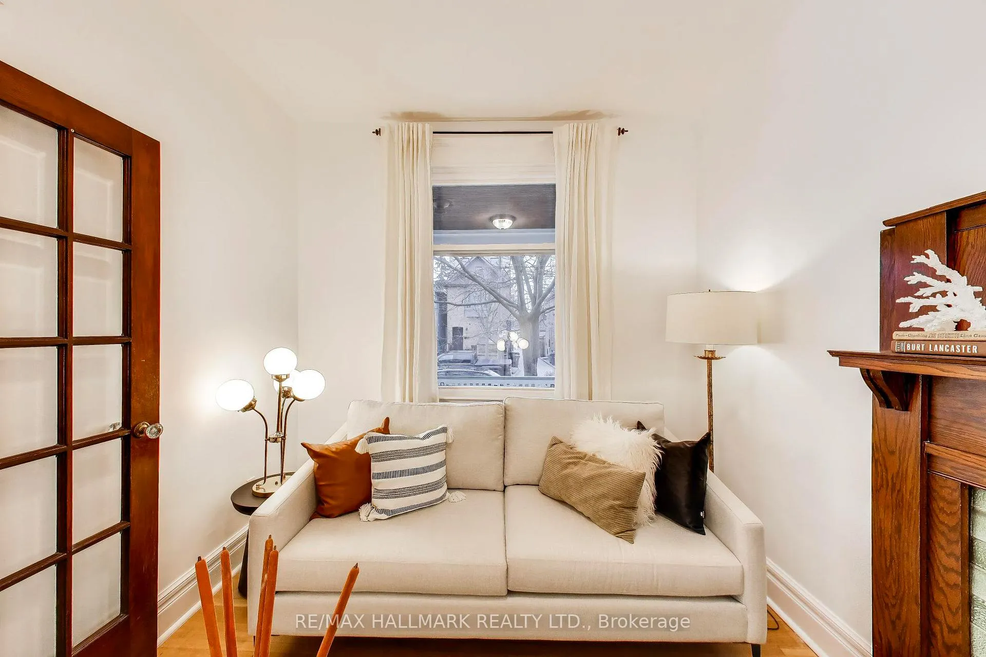 Photo 4 of 16 Dawson Avenue, Toronto, Blake-Jones — HOMEH