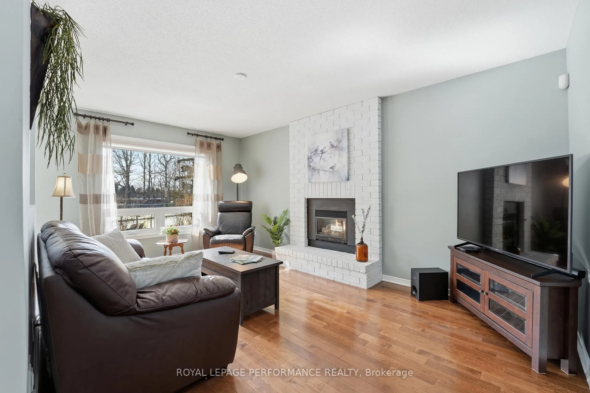 Photo 16 of 1682 Barrington Street, Ottawa, Chateauneuf — HOMEH