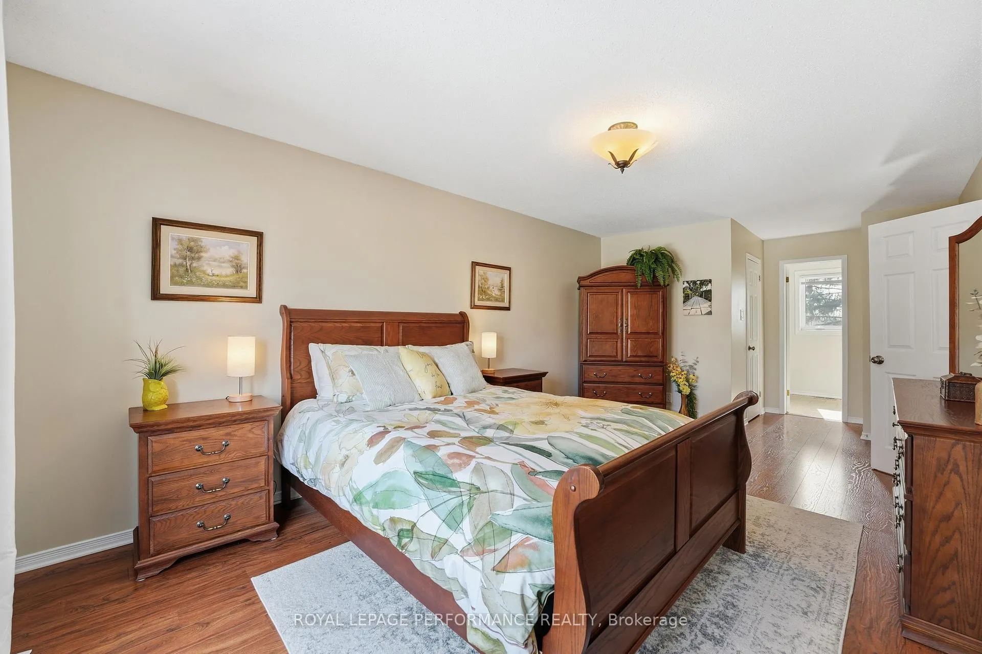 Photo 23 of 1682 Barrington Street, Ottawa, Chateauneuf — HOMEH