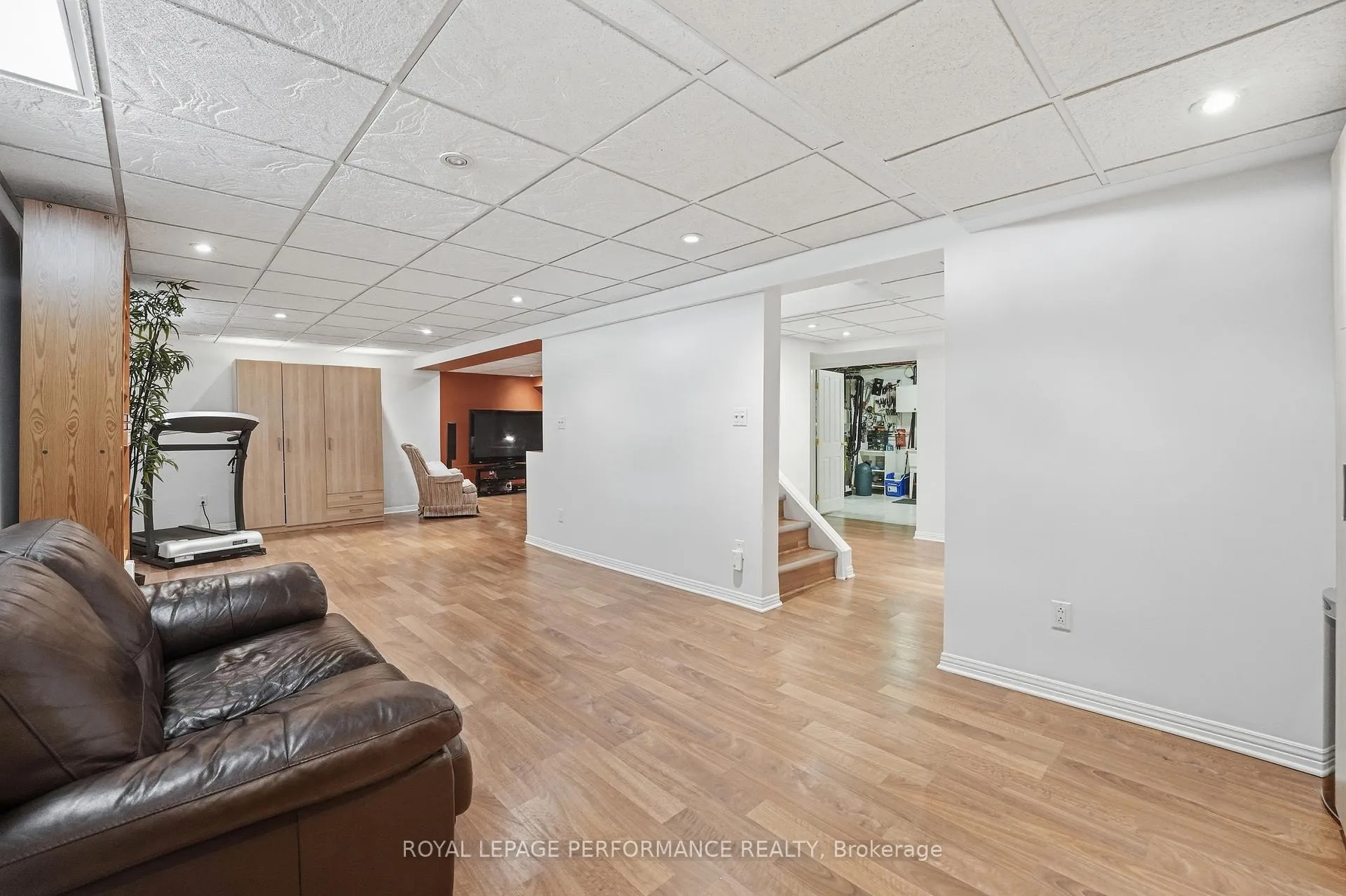 Photo 35 of 1682 Barrington Street, Ottawa, Chateauneuf — HOMEH