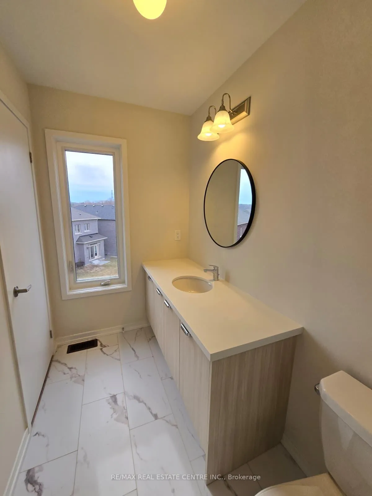 Photo 10 of Unit 31, 170 Attwater Drive, Cambridge — HOMEH