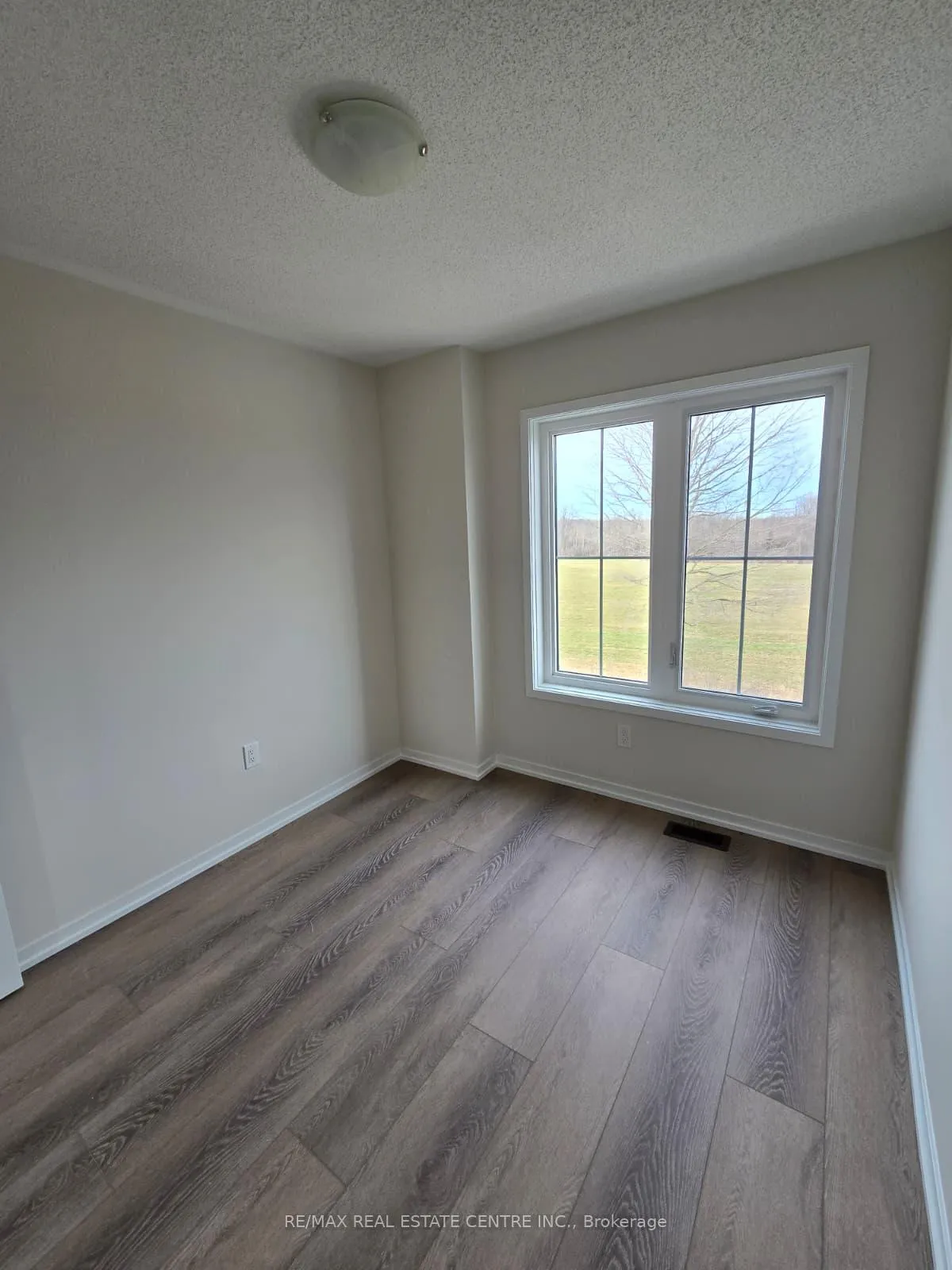 Photo 18 of Unit 31, 170 Attwater Drive, Cambridge — HOMEH