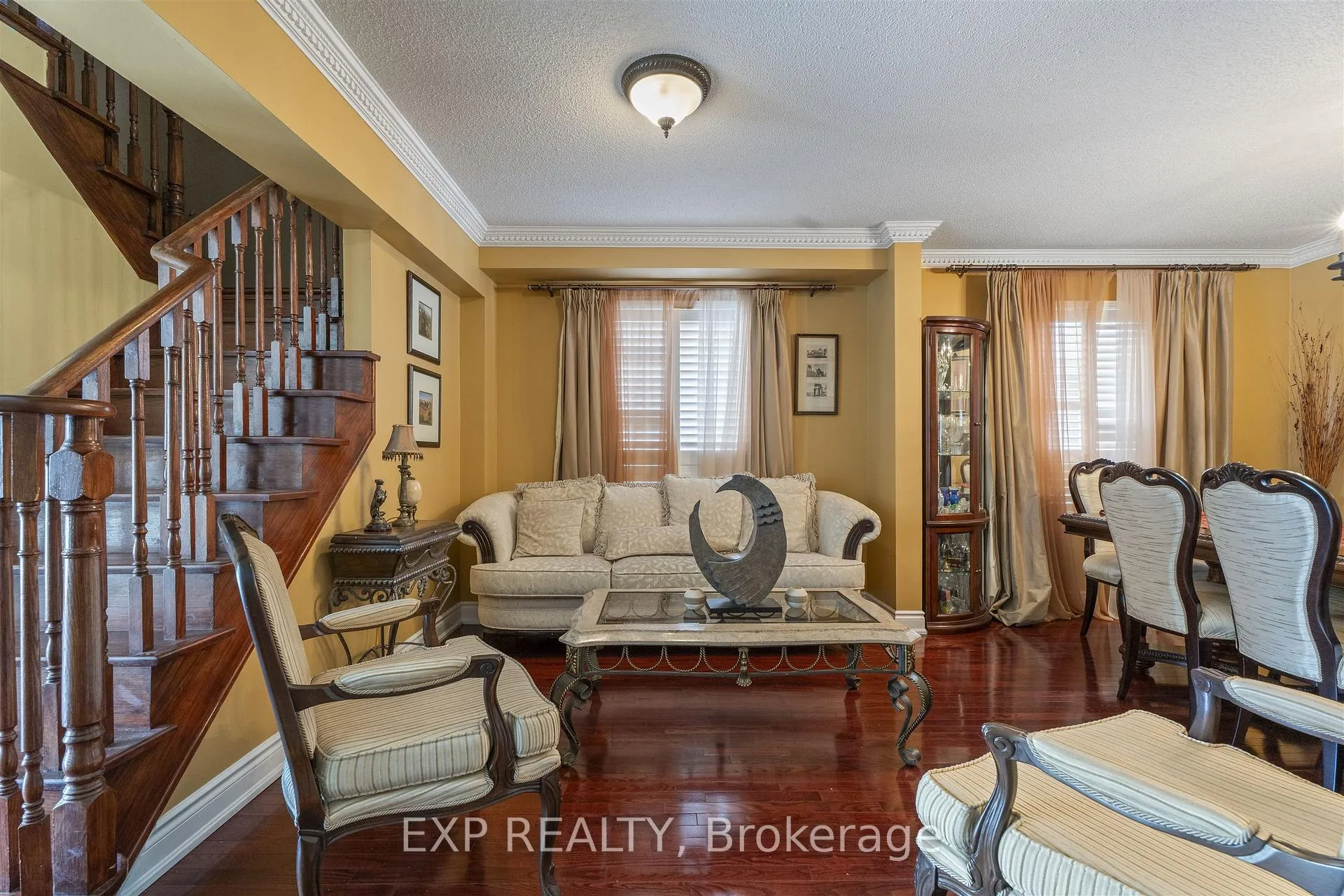 Photo 5 of 76 Hiberton Crescent, Brampton, Fletcher's Meadow — HOMEH