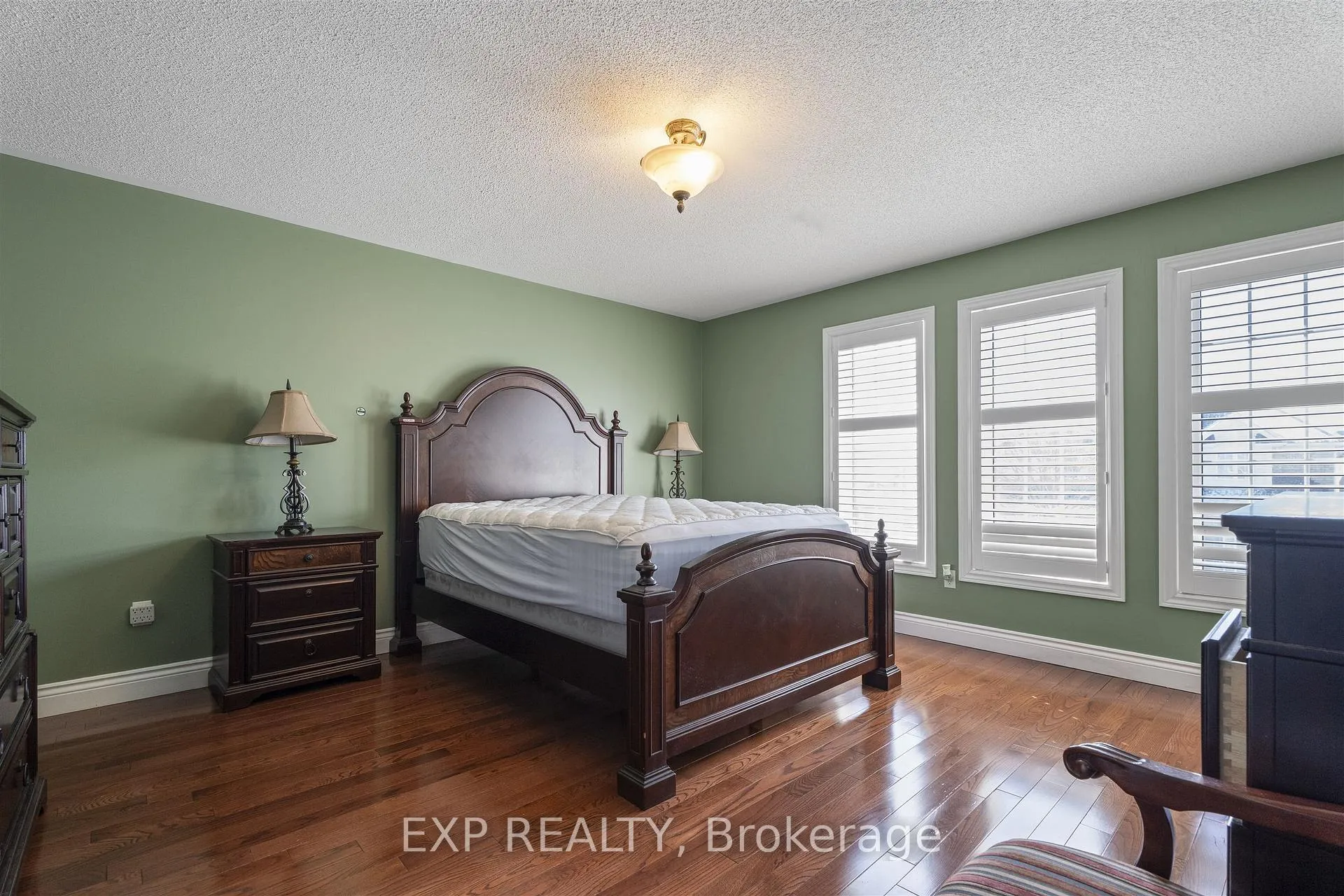 Photo 9 of 76 Hiberton Crescent, Brampton, Fletcher's Meadow — HOMEH