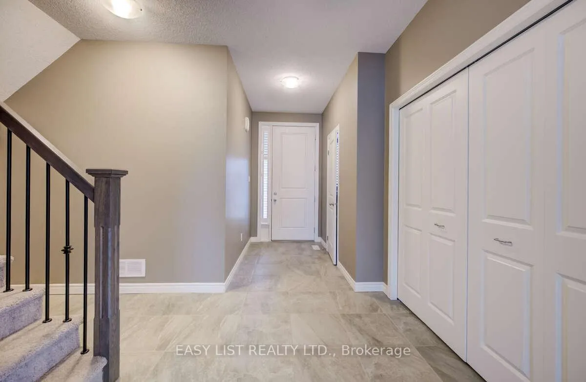 Photo 5 of 36 Dallan Drive, Guelph, Pineridge/Westminster Woods — HOMEH