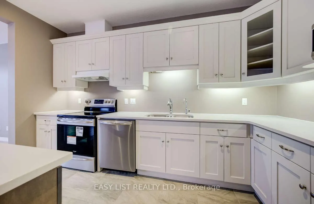 Photo 9 of 36 Dallan Drive, Guelph, Pineridge/Westminster Woods — HOMEH