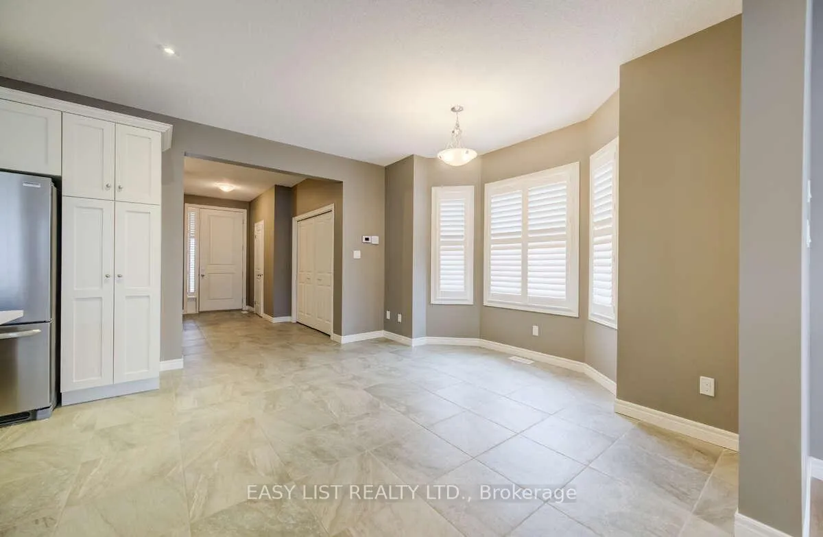 Photo 11 of 36 Dallan Drive, Guelph, Pineridge/Westminster Woods — HOMEH