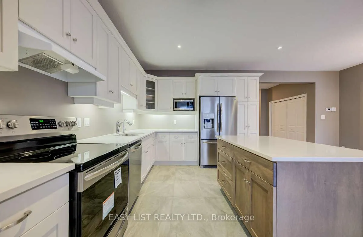 Photo 13 of 36 Dallan Drive, Guelph, Pineridge/Westminster Woods — HOMEH