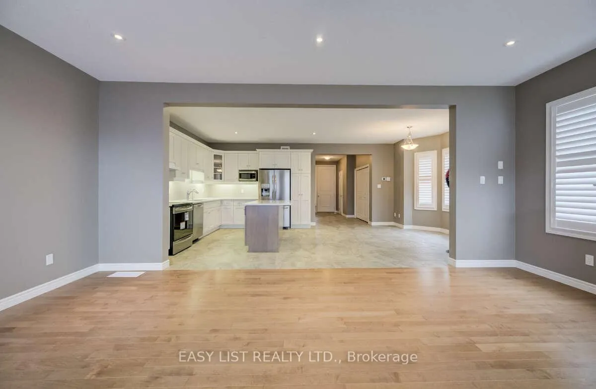 Photo 20 of 36 Dallan Drive, Guelph, Pineridge/Westminster Woods — HOMEH
