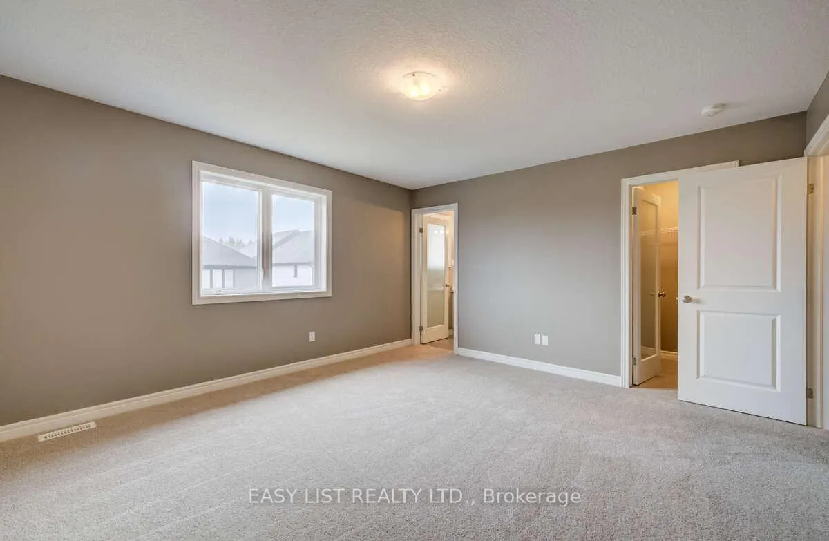 Photo 29 of 36 Dallan Drive, Guelph, Pineridge/Westminster Woods — HOMEH