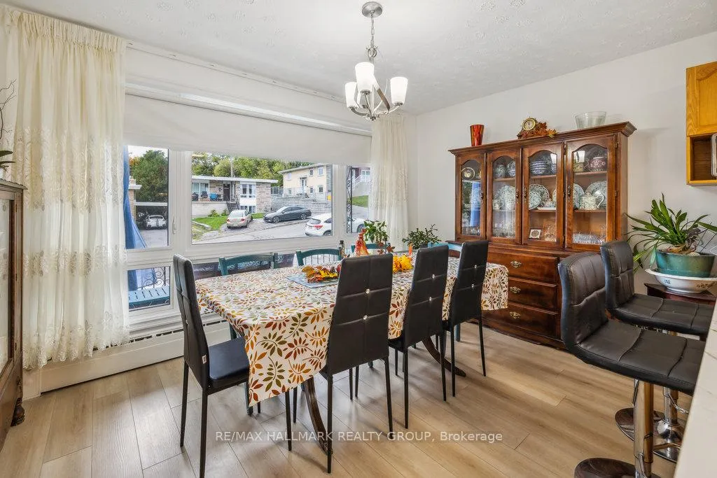 Photo 7 of 264 Michel Circle, Ottawa, Vanier — HOMEH