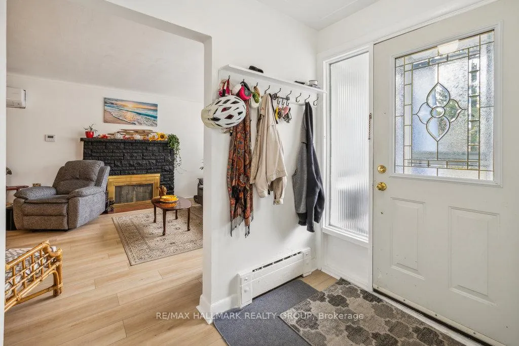 Photo 11 of 264 Michel Circle, Ottawa, Vanier — HOMEH