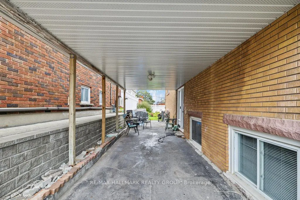 Photo 42 of 264 Michel Circle, Ottawa, Vanier — HOMEH