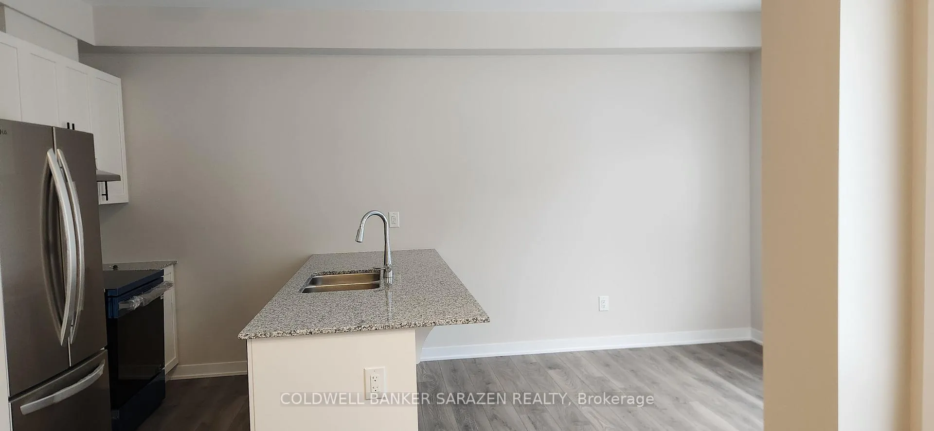 Photo 10 of 408 Les Emmerson Drive, Ottawa, Barrhaven - Heritage Park — HOMEH