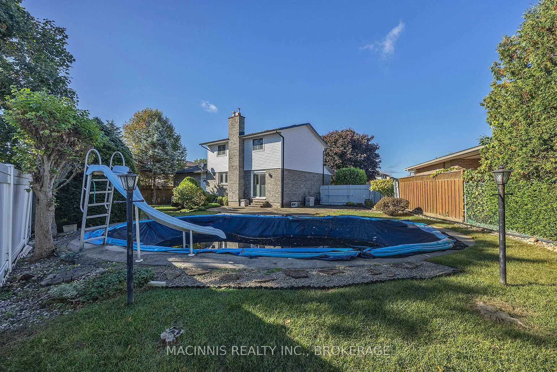 Photo 2 of 86 Windfield Crescent, Kingston, Kingston East (Incl Barret Crt) — HOMEH