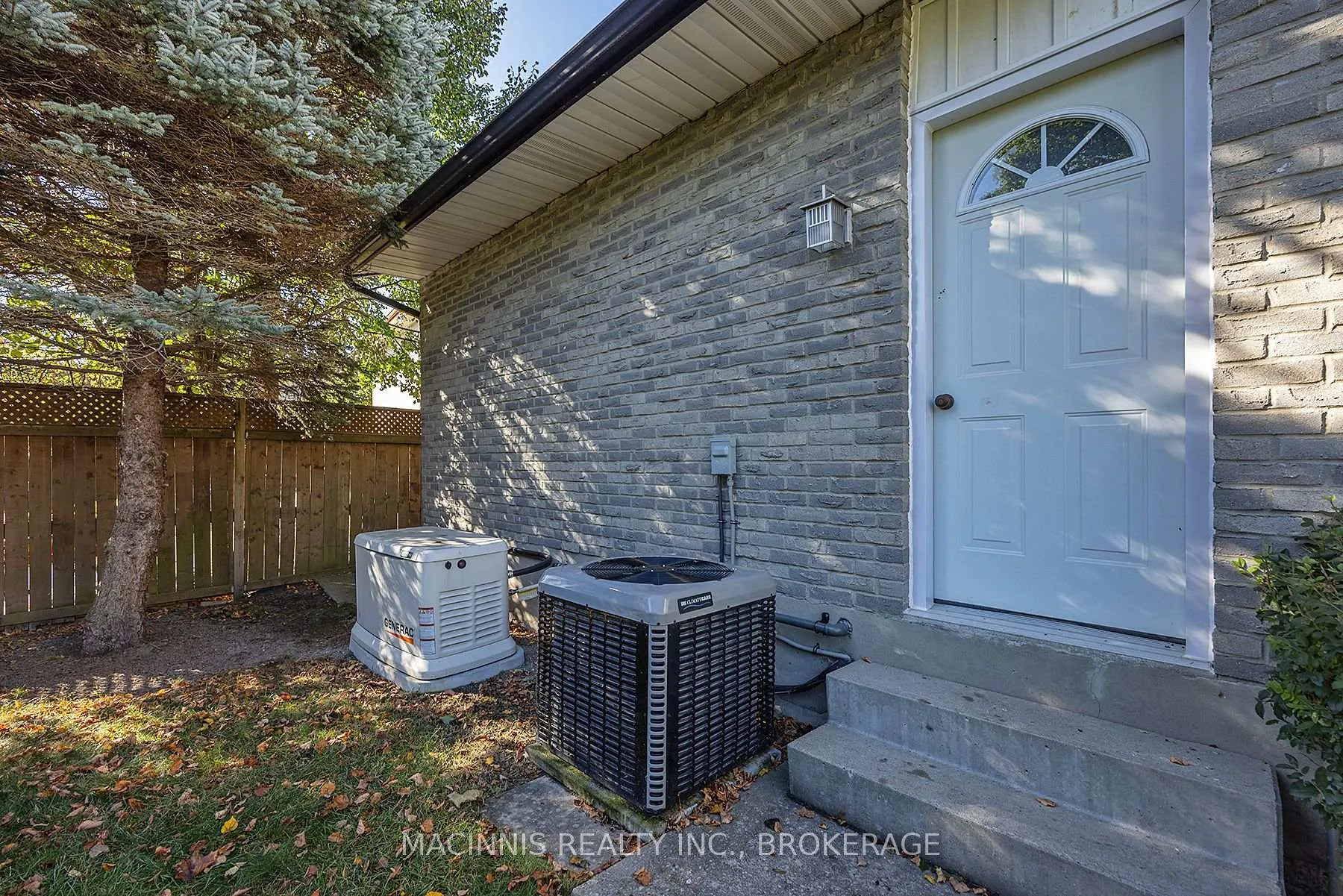 Photo 18 of 86 Windfield Crescent, Kingston, Kingston East (Incl Barret Crt) — HOMEH