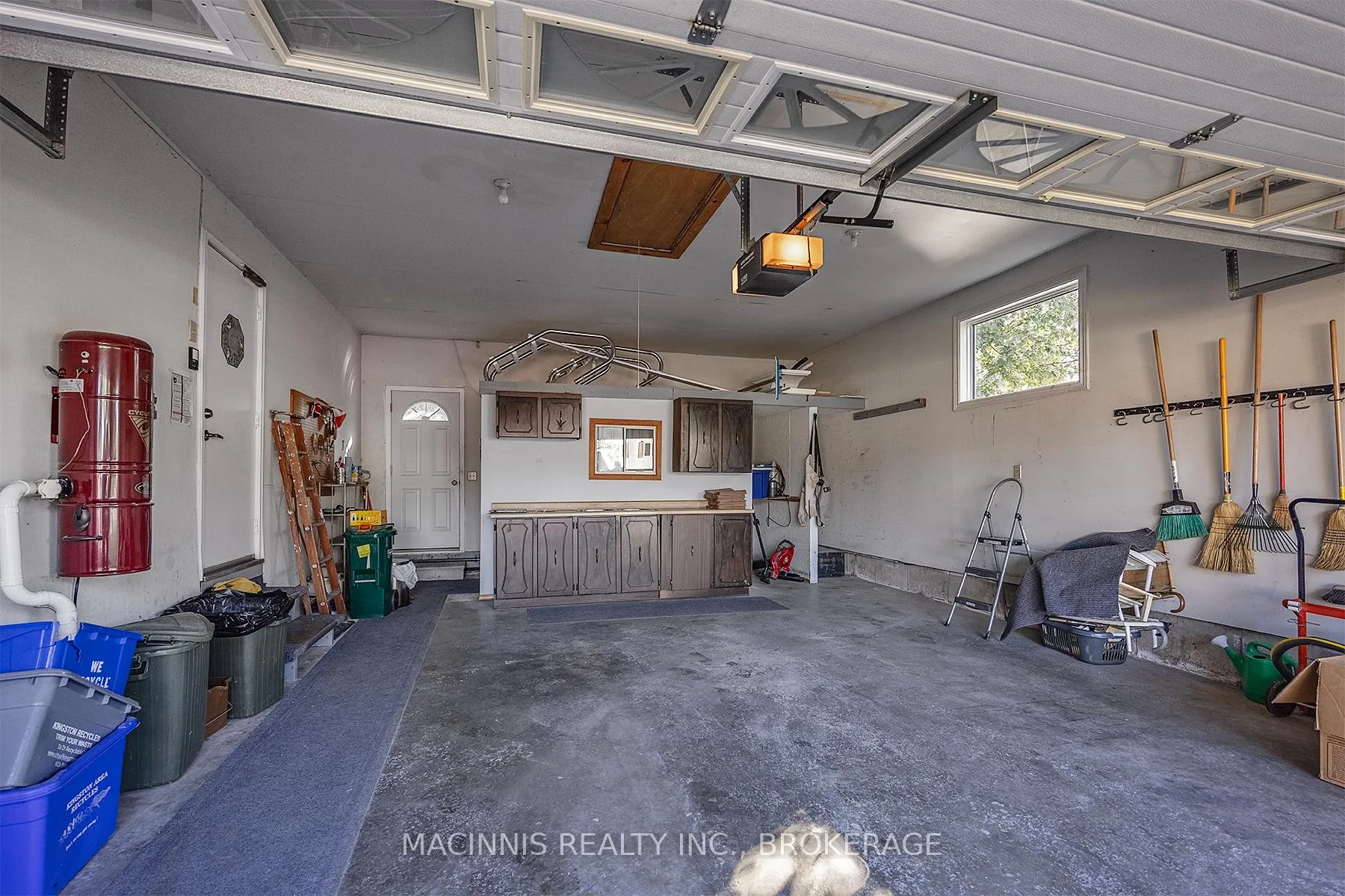 Photo 19 of 86 Windfield Crescent, Kingston, Kingston East (Incl Barret Crt) — HOMEH