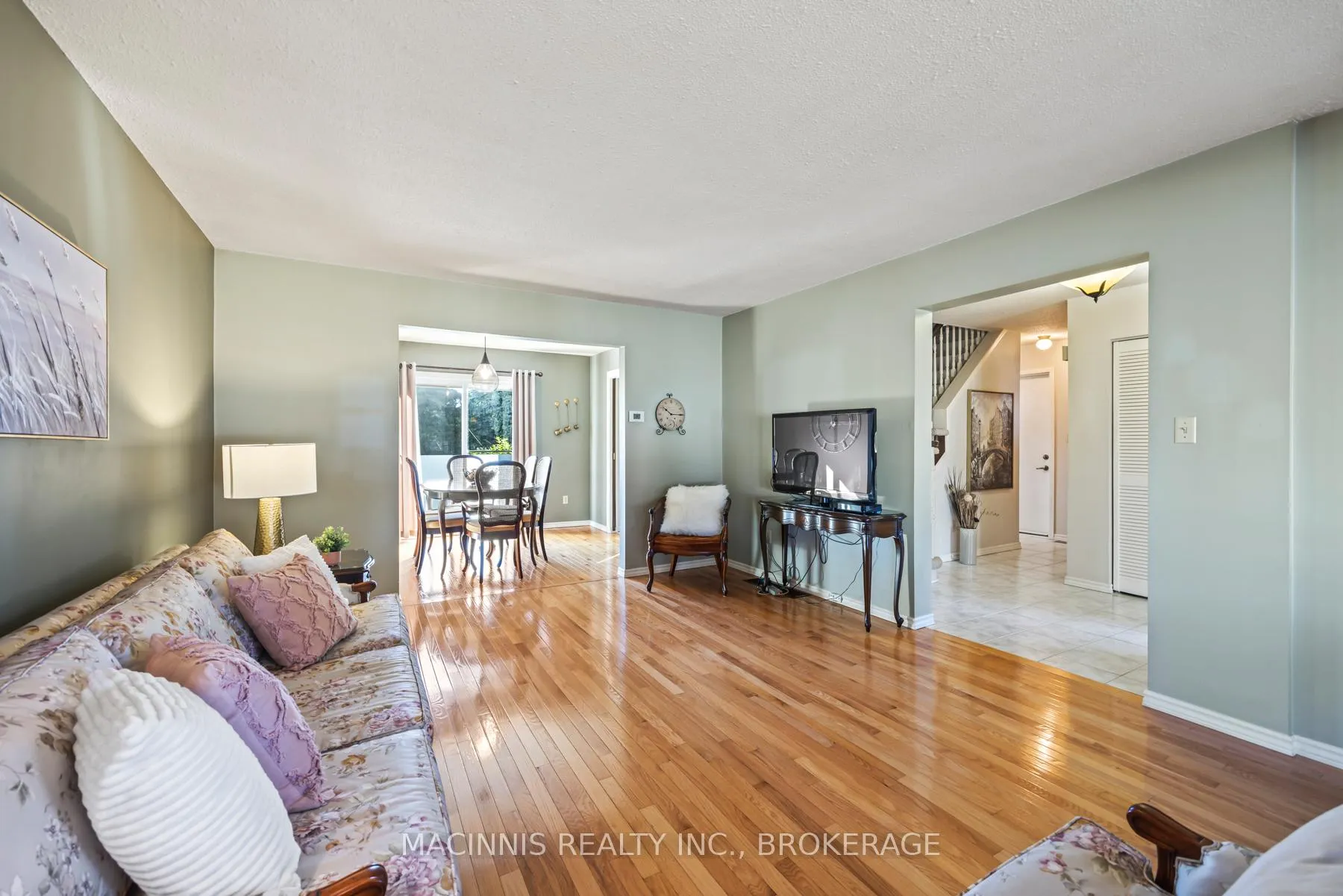 Photo 24 of 86 Windfield Crescent, Kingston, Kingston East (Incl Barret Crt) — HOMEH