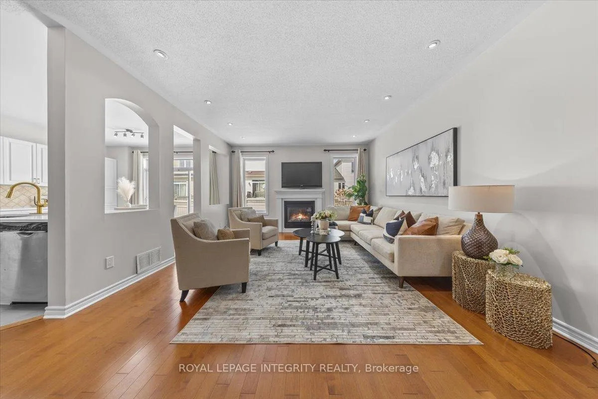 Photo 16 of 650 New Liskeard Crescent, Ottawa, Barrhaven - Strandherd — HOMEH