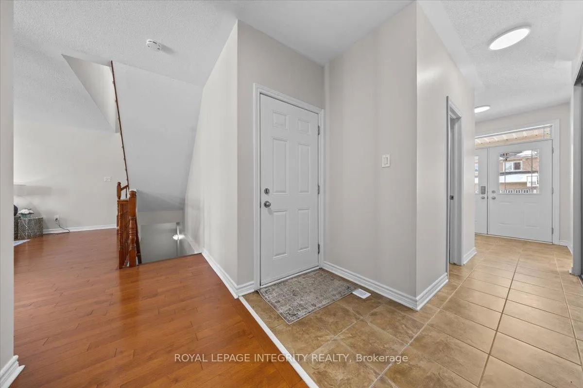 Photo 19 of 650 New Liskeard Crescent, Ottawa, Barrhaven - Strandherd — HOMEH