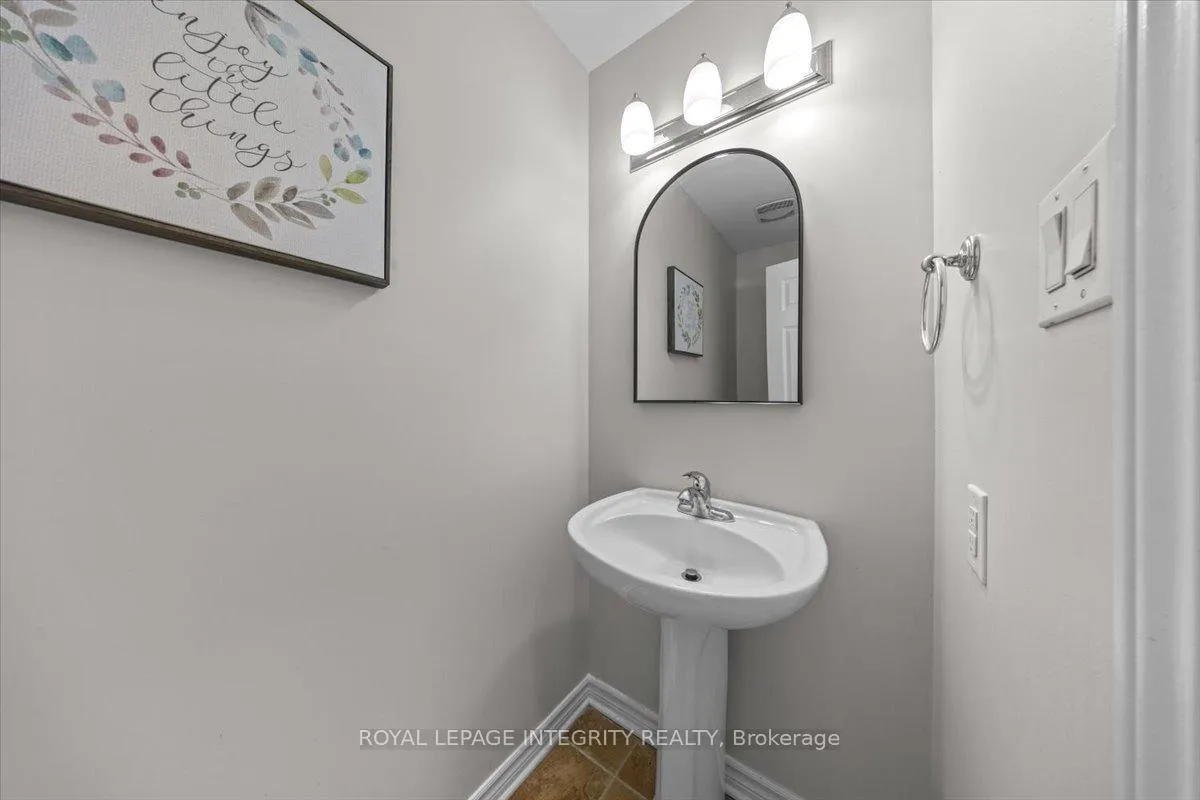 Photo 20 of 650 New Liskeard Crescent, Ottawa, Barrhaven - Strandherd — HOMEH