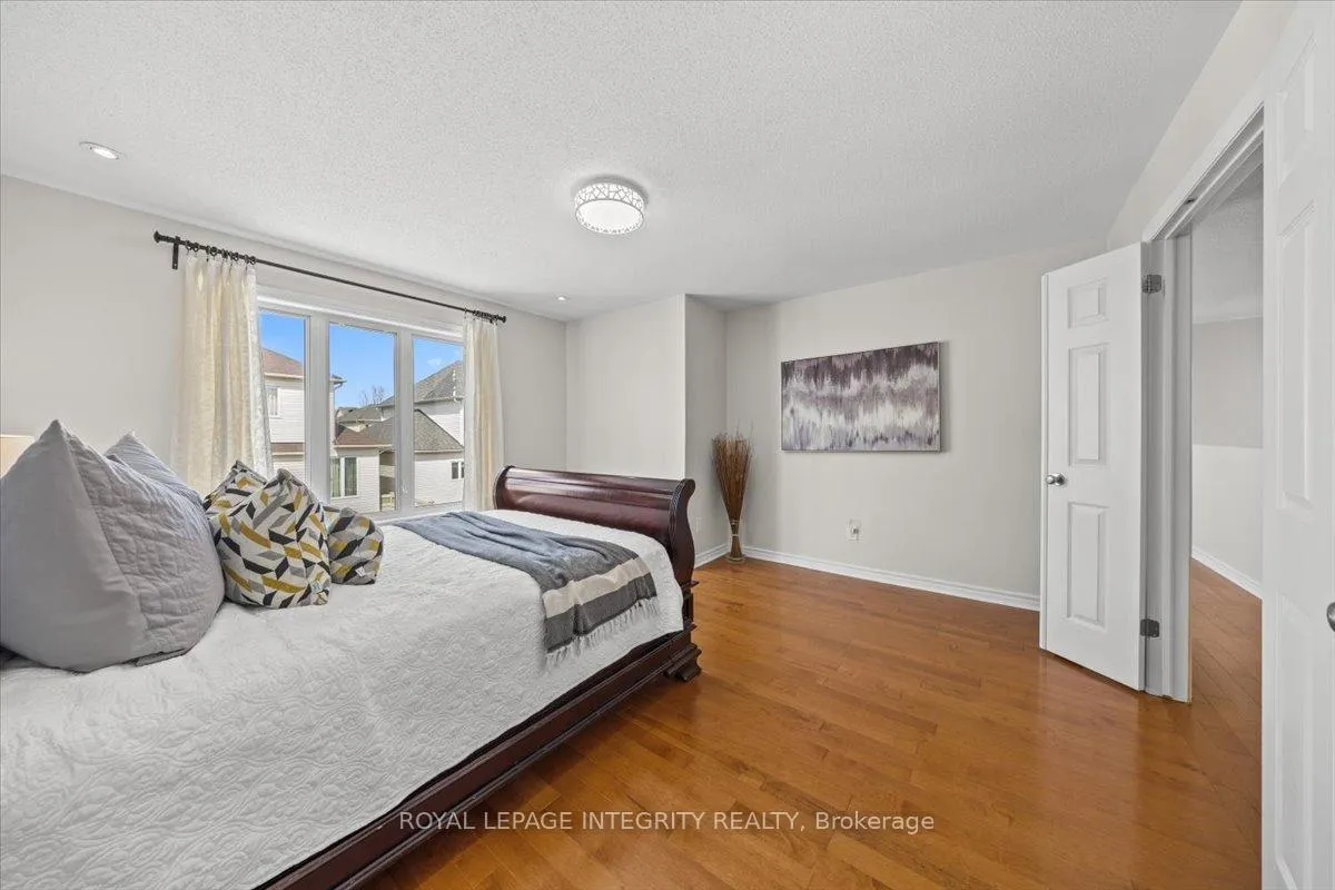 Photo 24 of 650 New Liskeard Crescent, Ottawa, Barrhaven - Strandherd — HOMEH