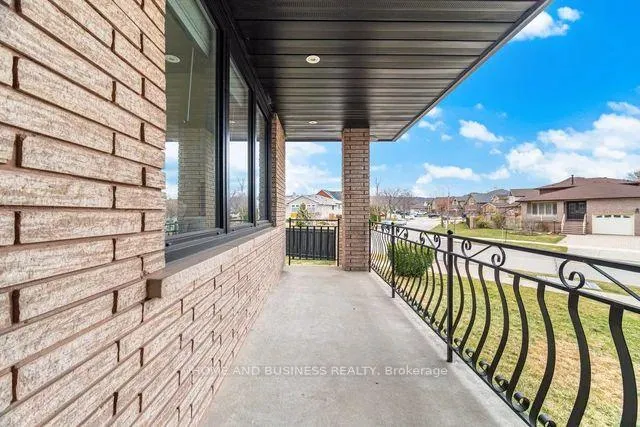 Photo 6 of 56 Henley Drive, Hamilton, Stoney Creek — HOMEH