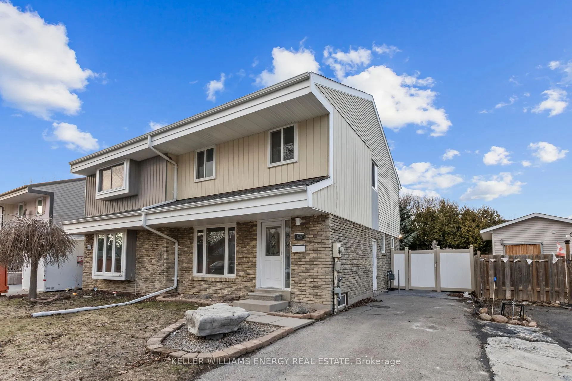 Photo 2 of 1236 Eldorado Avenue, Oshawa, Eastdale — HOMEH
