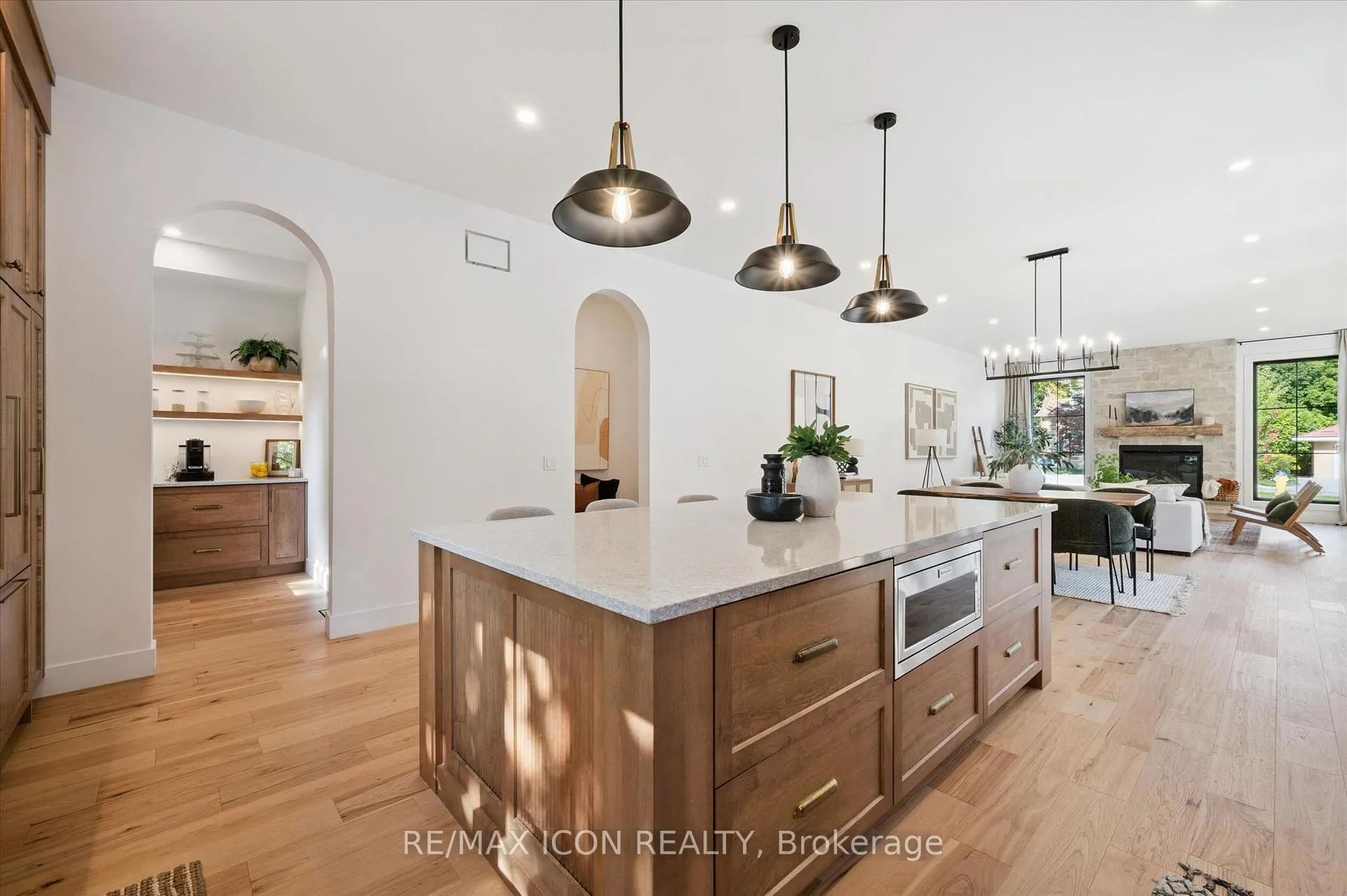 Photo 18 of 413 Huron Street, Wilmot — HOMEH