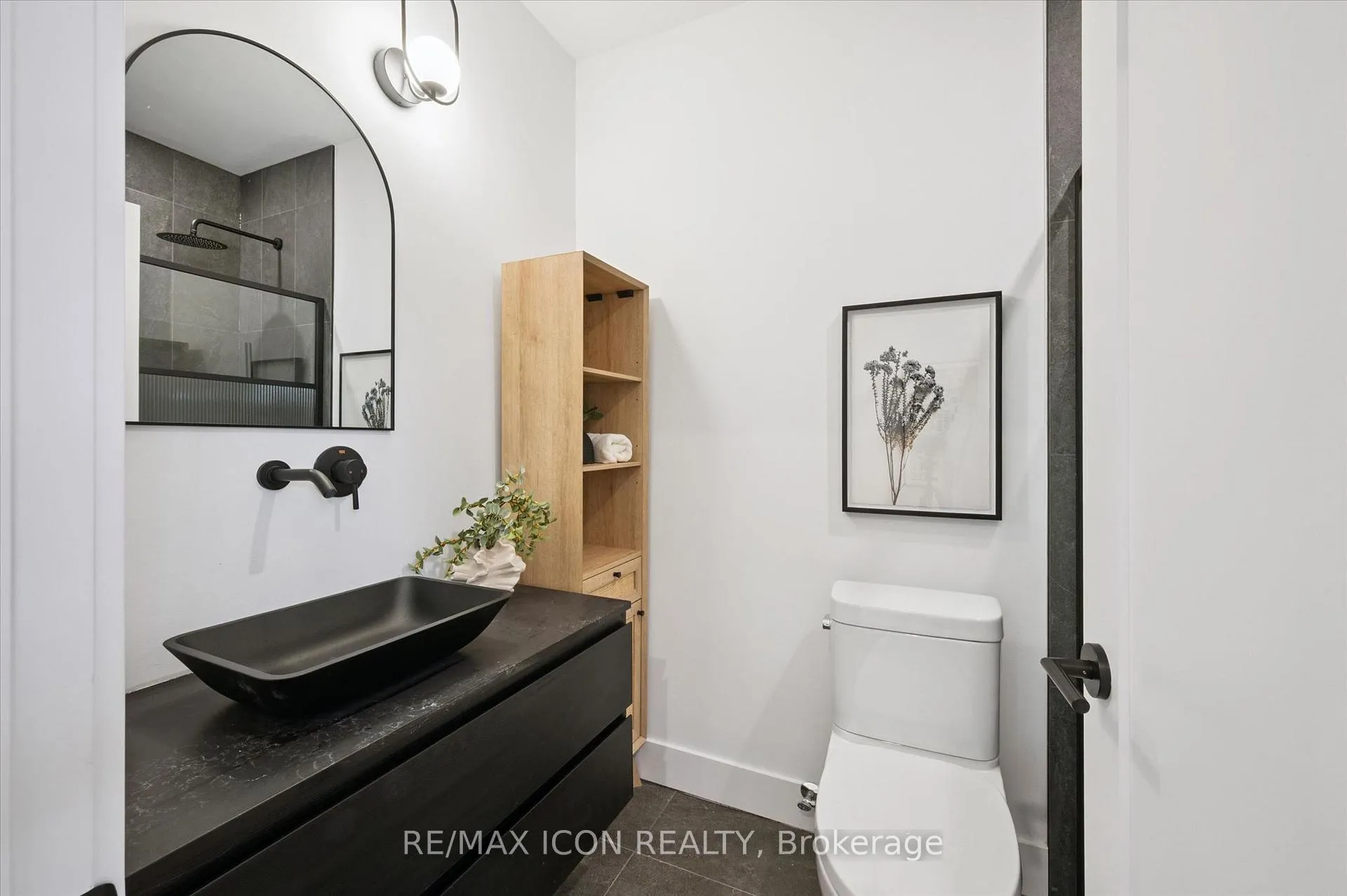 Photo 23 of 413 Huron Street, Wilmot — HOMEH