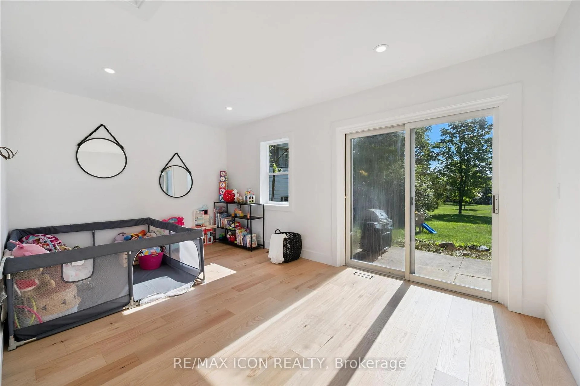 Photo 25 of 413 Huron Street, Wilmot — HOMEH