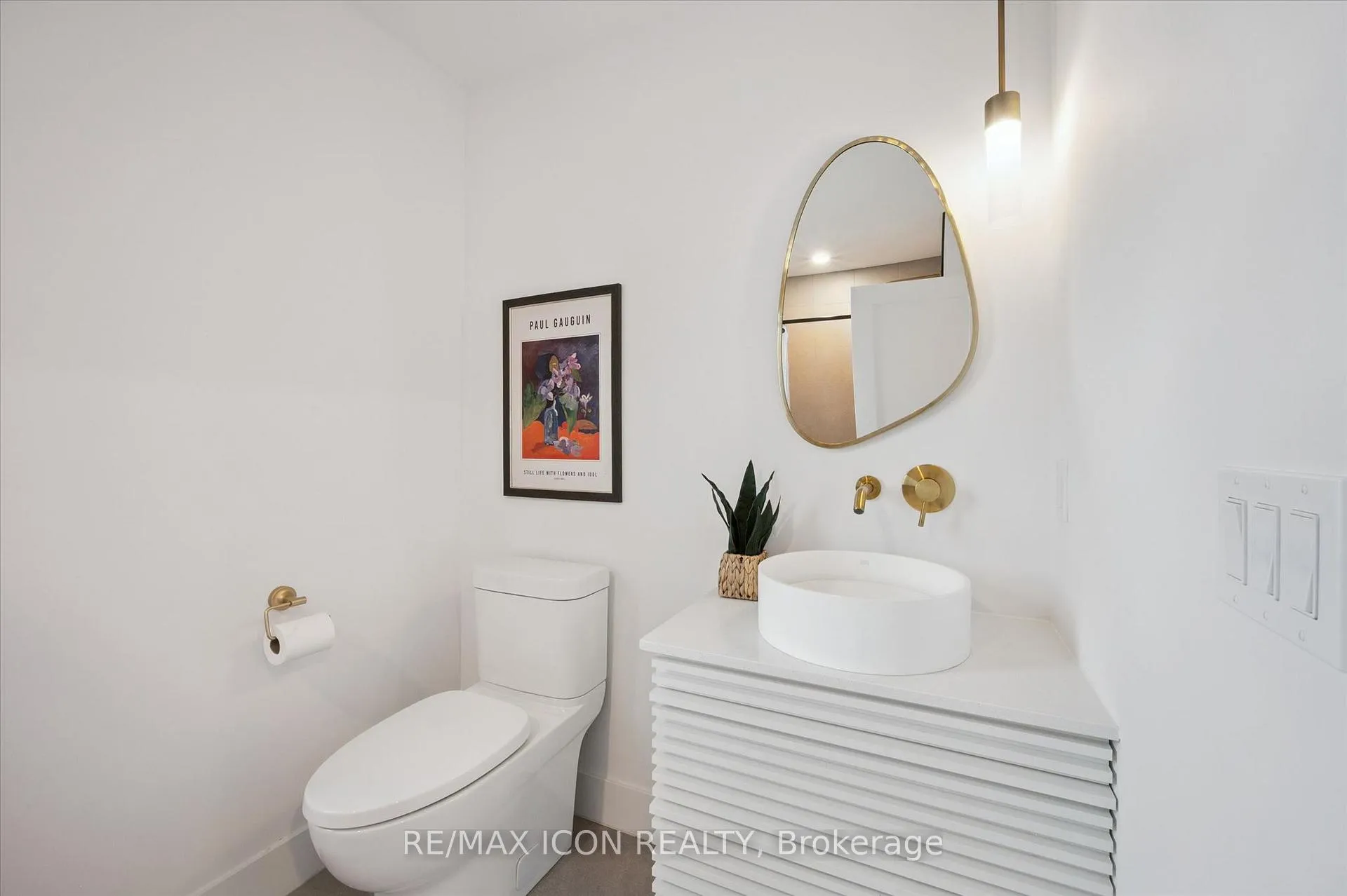 Photo 36 of 413 Huron Street, Wilmot — HOMEH