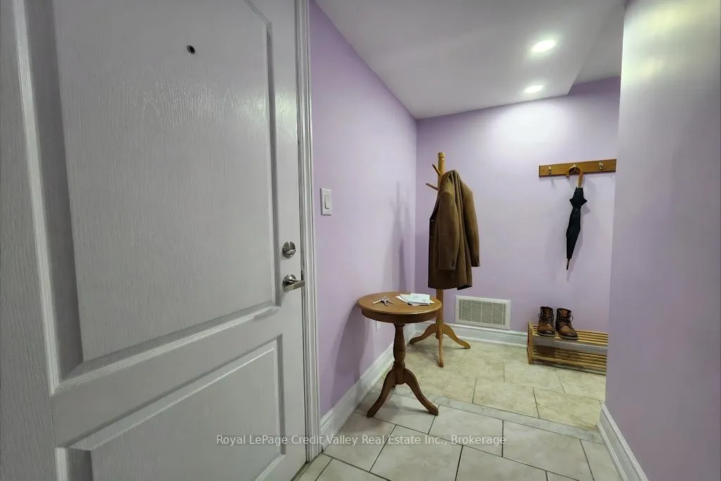 Photo 4 of Unit Bsmt, 308 Brisdale Drive, Brampton, Fletcher's Meadow — HOMEH