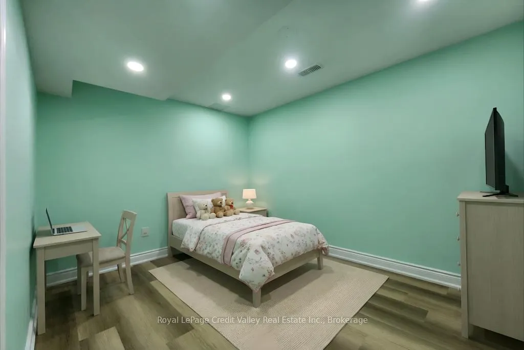 Photo 10 of Unit Bsmt, 308 Brisdale Drive, Brampton, Fletcher's Meadow — HOMEH