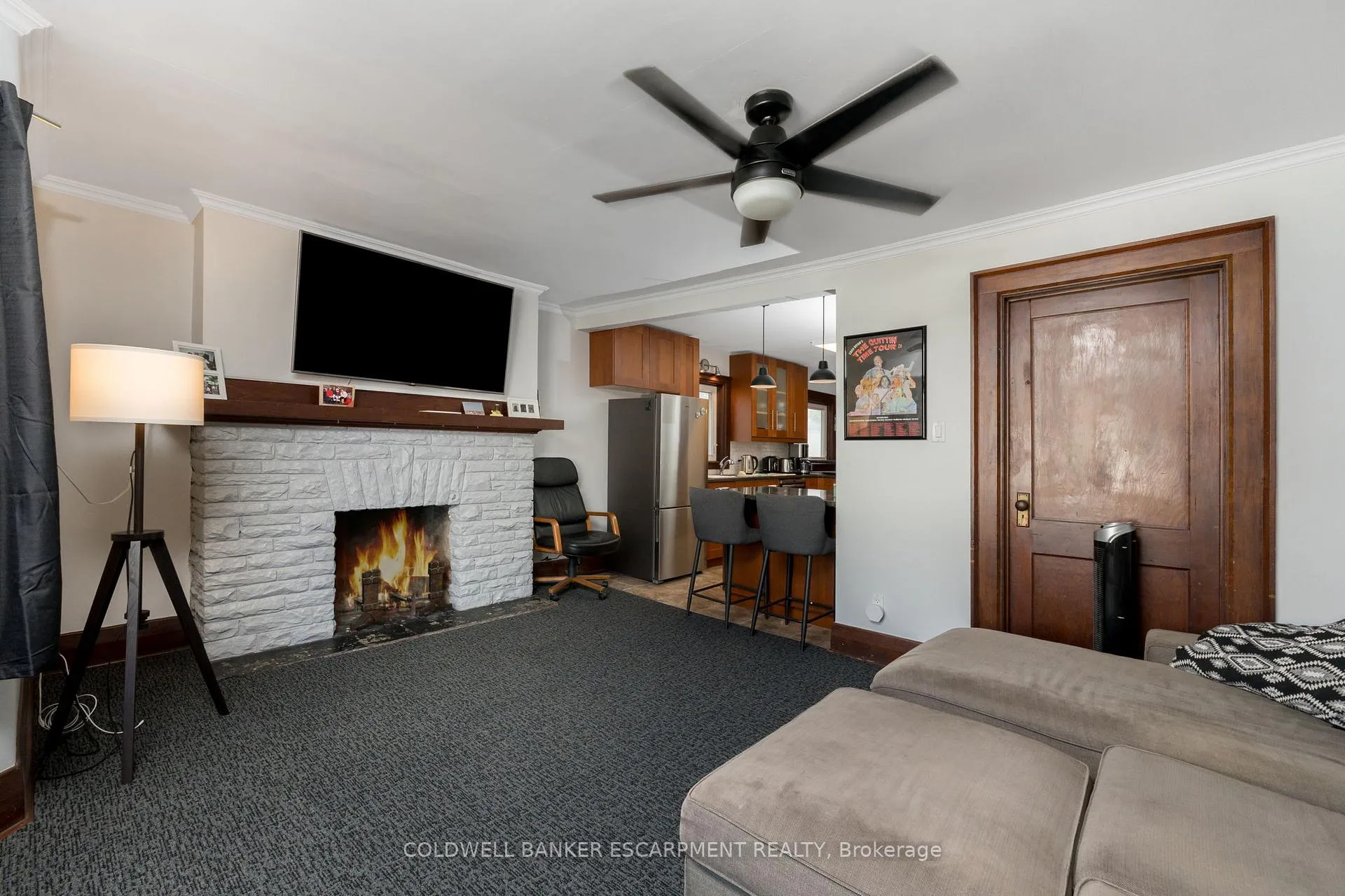 Photo 10 of Unit A, 20 Mill Street, Halton Hills, Acton — HOMEH