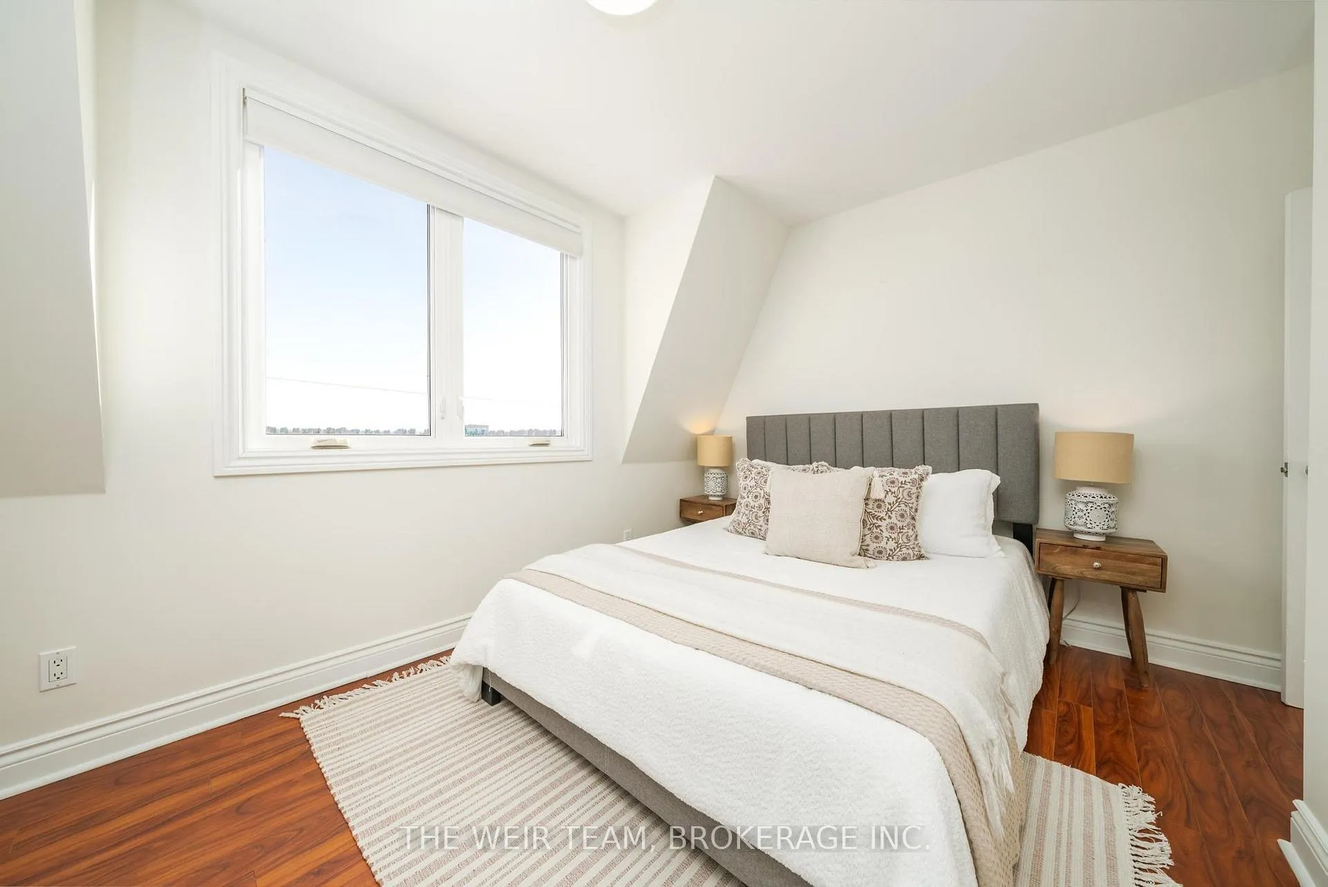 Photo 12 of 10 Eldon Avenue, Toronto, Crescent Town — HOMEH