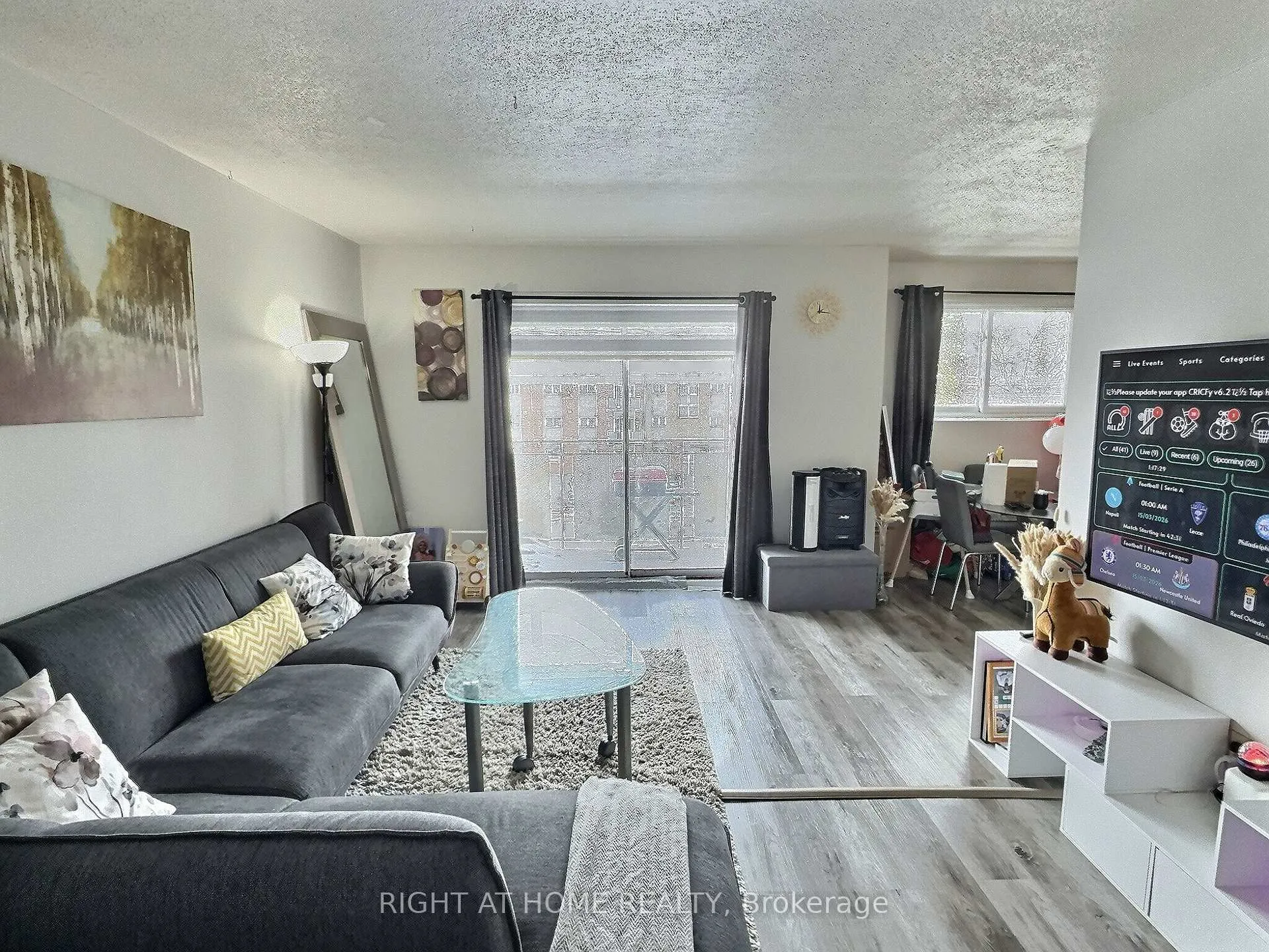 Photo 1 of Unit 11, 525 Parkside Dr, Waterloo — HOMEH