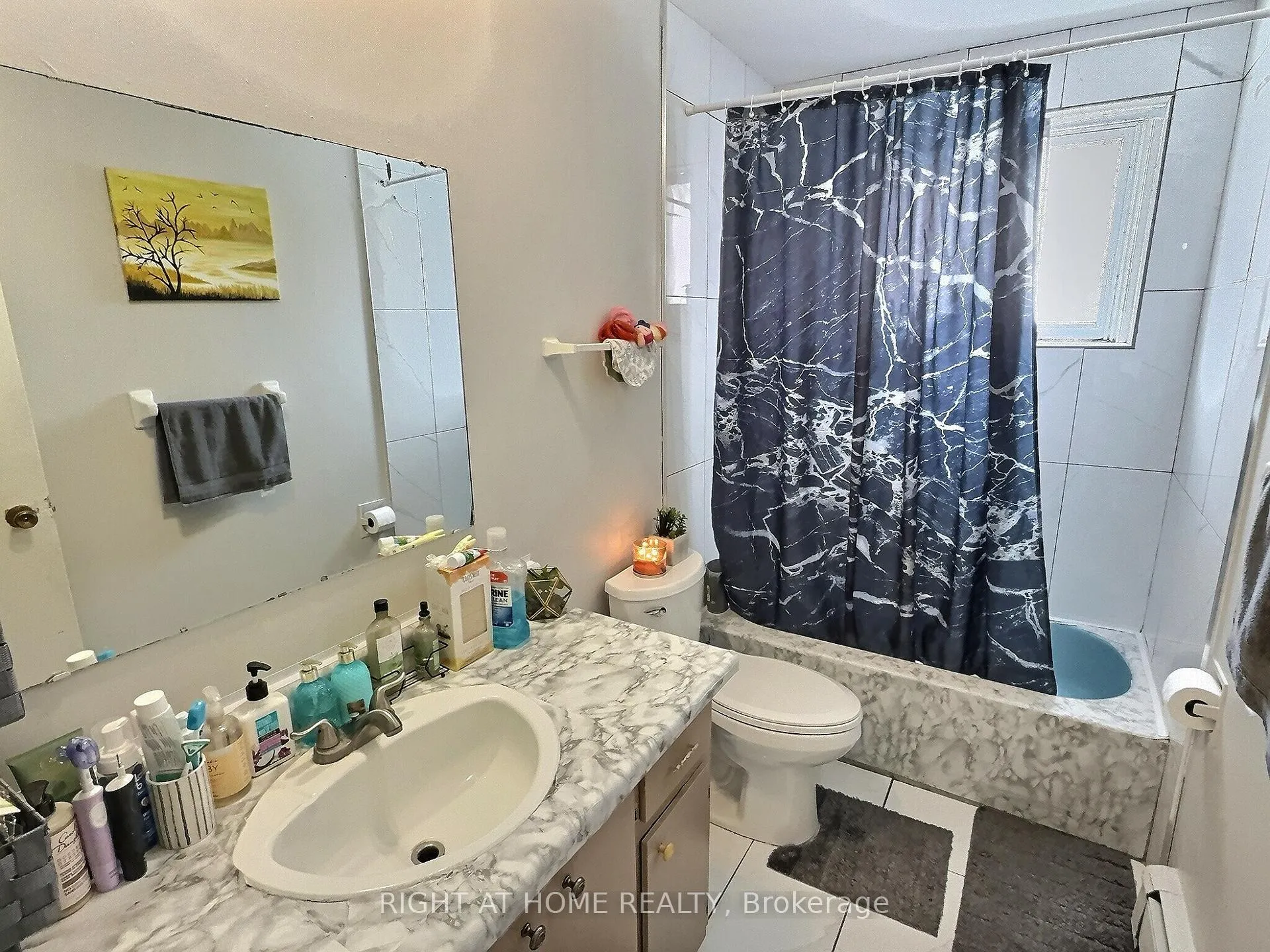 Photo 4 of Unit 11, 525 Parkside Dr, Waterloo — HOMEH