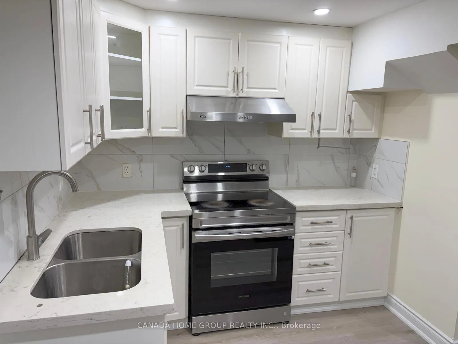 Photo 6 of Unit Bsmt, 103 Sugarhill Drive, Brampton, Fletcher's Meadow — HOMEH