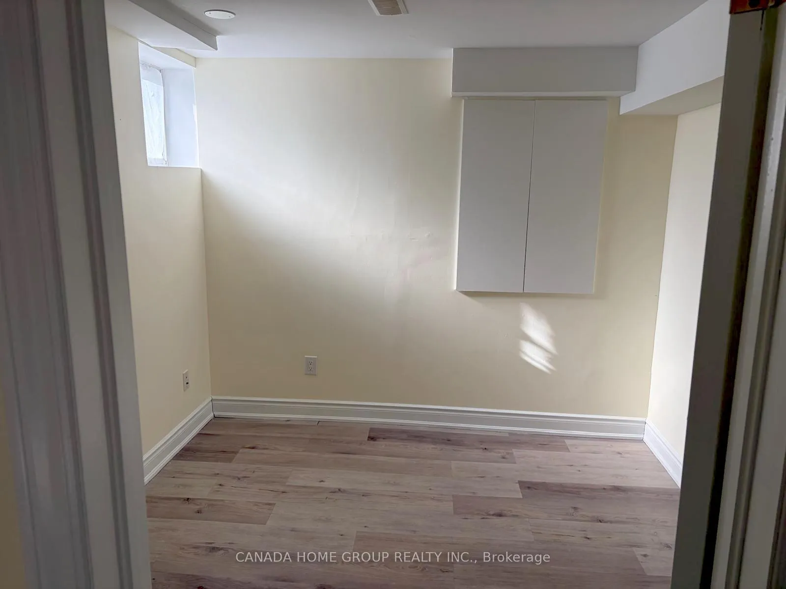 Photo 11 of Unit Bsmt, 103 Sugarhill Drive, Brampton, Fletcher's Meadow — HOMEH