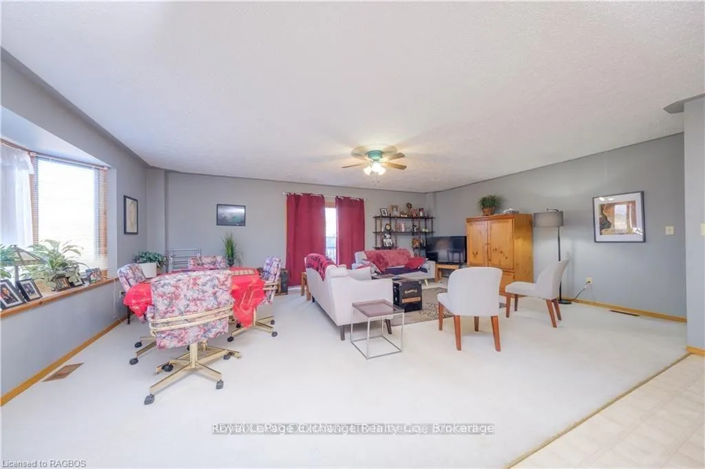 Photo 12 of 247 Broadway Street, Kincardine — HOMEH