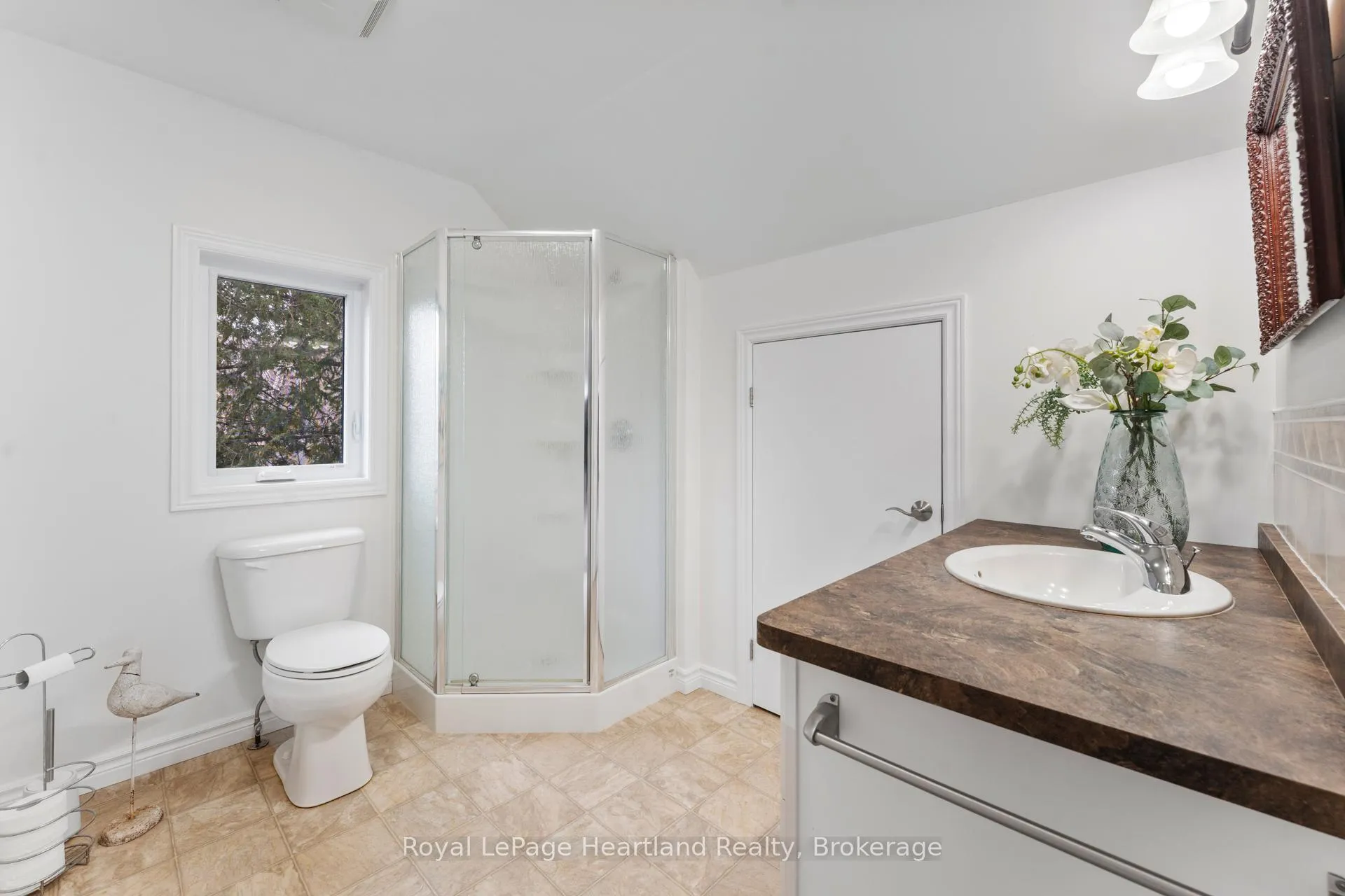Photo 27 of 75587 Elliot Street N, Bluewater, Bayfield — HOMEH
