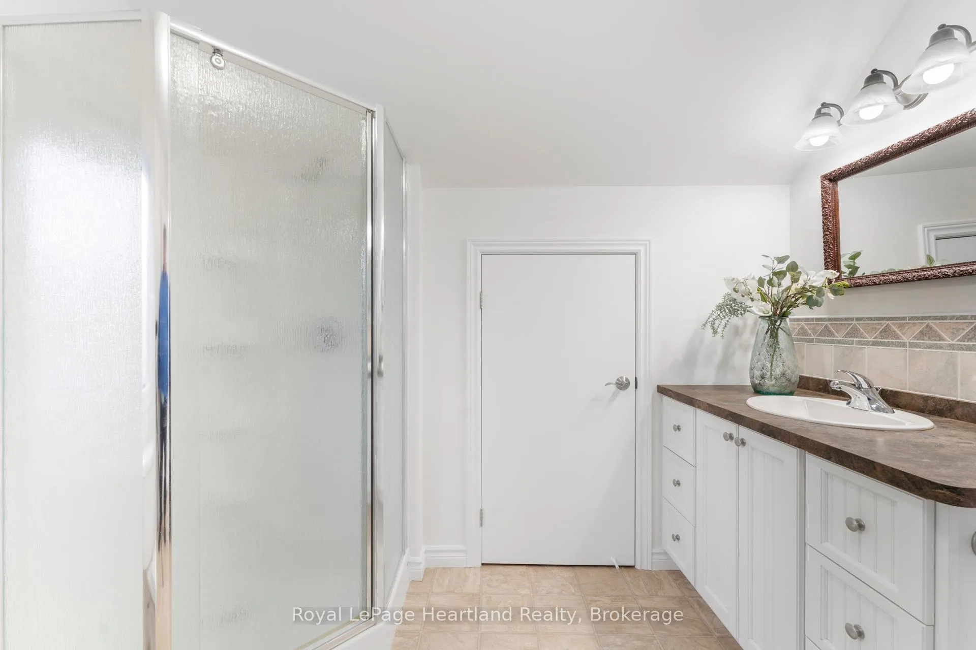 Photo 28 of 75587 Elliot Street N, Bluewater, Bayfield — HOMEH