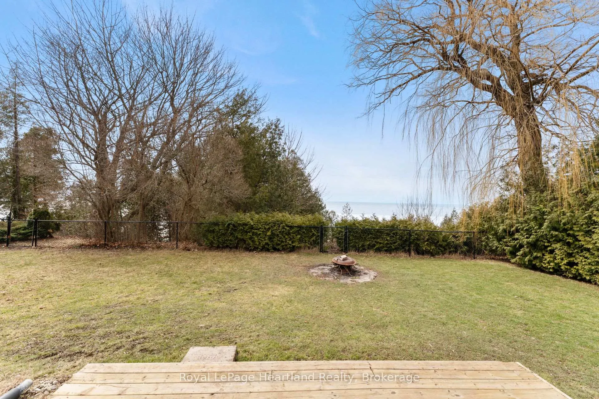 Photo 33 of 75587 Elliot Street N, Bluewater, Bayfield — HOMEH