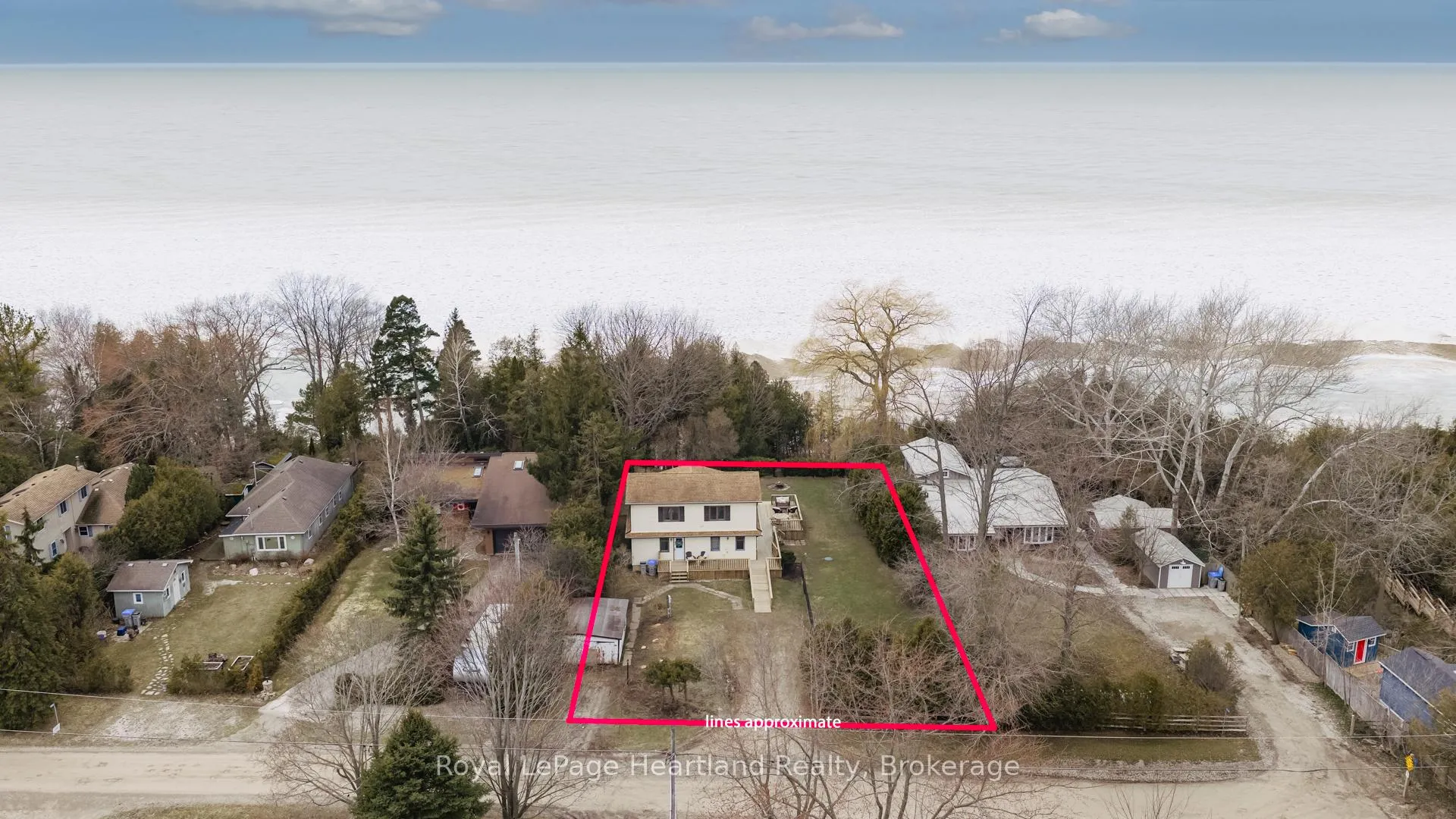 Photo 36 of 75587 Elliot Street N, Bluewater, Bayfield — HOMEH